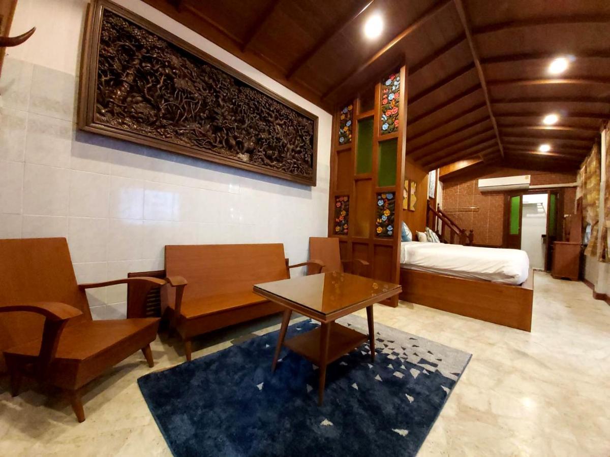 Baanthep Antique Homestay Phrae Buitenkant foto