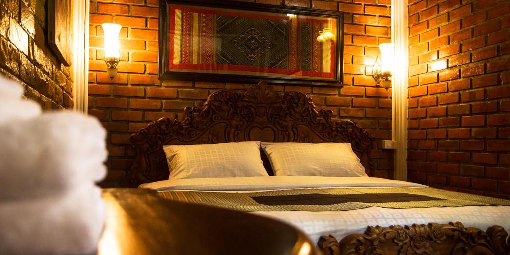 Baanthep Antique Homestay Phrae Buitenkant foto