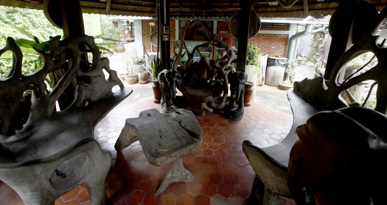 Baanthep Antique Homestay Phrae Buitenkant foto